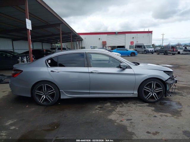1HGCR2F14HA085320 Honda Accord Sport Se