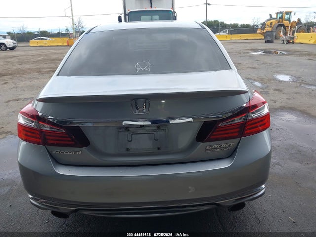 1HGCR2F14HA085320 Honda Accord Sport Se