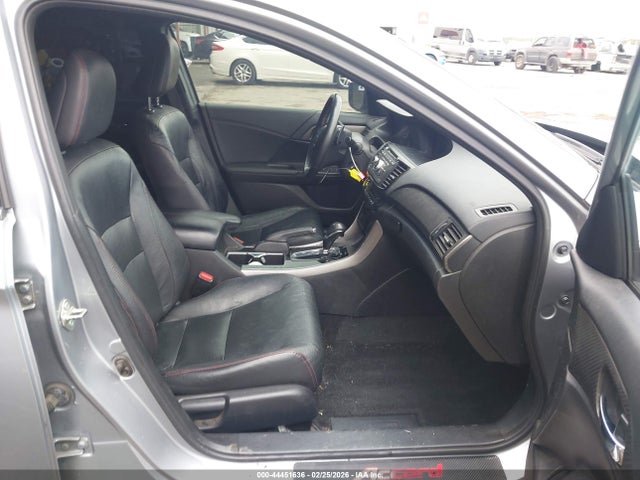 1HGCR2F14HA085320 Honda Accord Sport Se