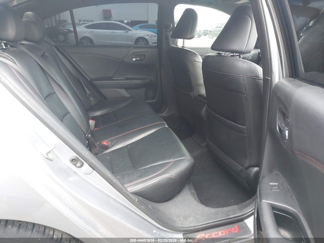 1HGCR2F14HA085320 Honda Accord Sport Se