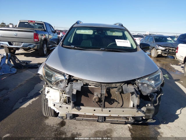 2T3ZFREVXHW354257 Toyota RAV4 LE
