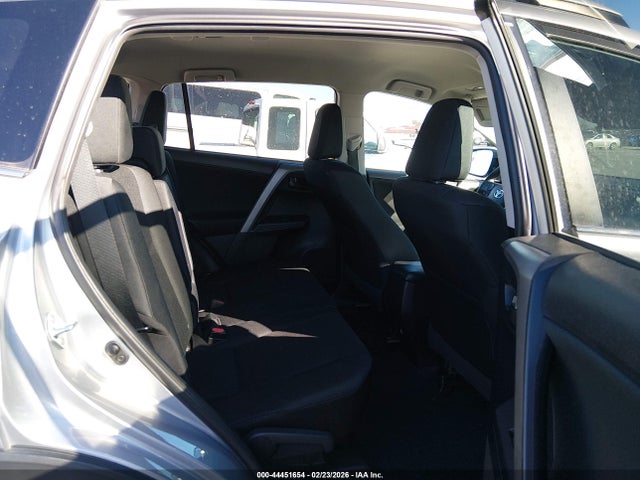2T3ZFREVXHW354257 Toyota RAV4 LE