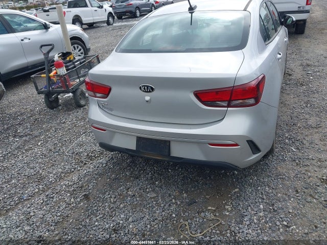 3KPA24AD2ME395027 KIA RIO LX