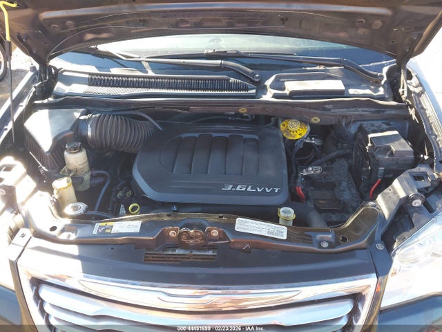 Продажа на аукционе авто 2014 Chrysler Town & Country Touring, vin: 2C4RC1BG4ER271803, номер лота: 44451699