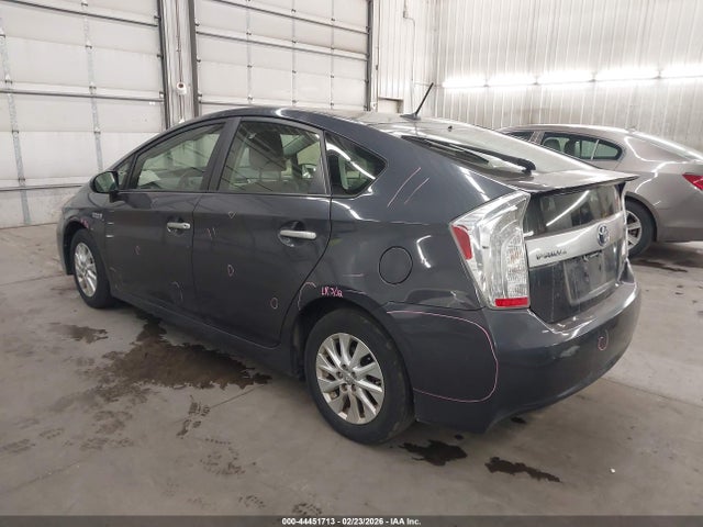 2013 TOYOTA PRIUS PLUG-IN JTDKN3DP2D3040653 Photo 2