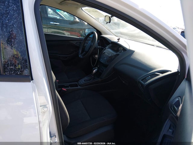 1FADP3E26JL205126 Ford FOCUS S