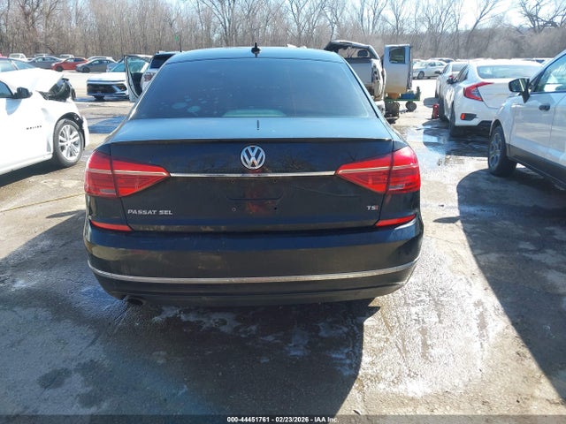 2016 Volkswagen Passat 1.8t Sel მანქანა იყიდება აუქციონზე, vin: 1VWCT7A3XGC040677, აუქციონის ნომერი: 44451761