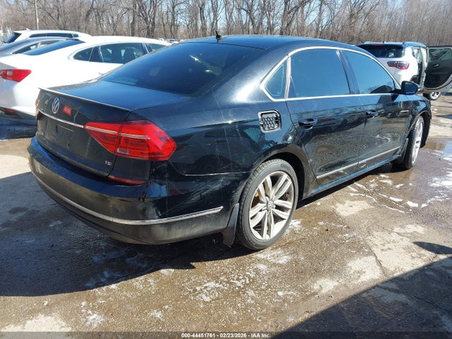2016 Volkswagen Passat 1.8t Sel მანქანა იყიდება აუქციონზე, vin: 1VWCT7A3XGC040677, აუქციონის ნომერი: 44451761