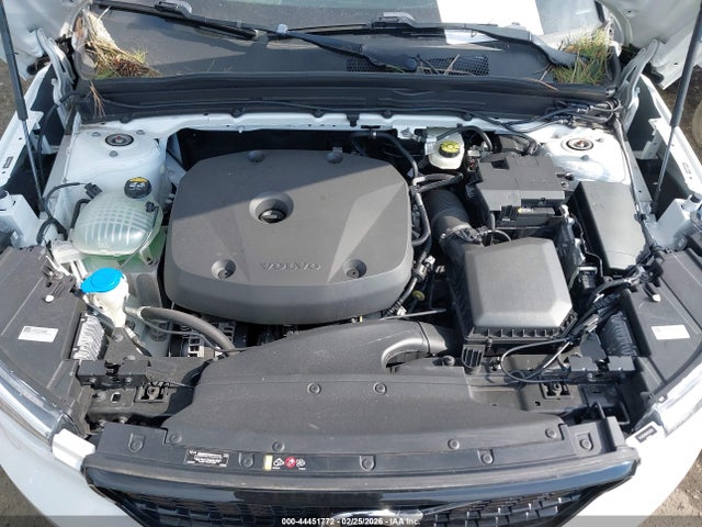 2021 VOLVO XC40 YV4162UM6M2539824 Photo 9