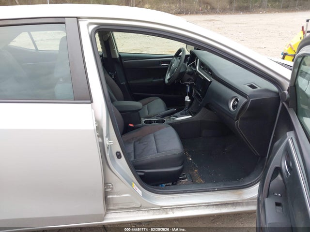 Toyota COROLLA LE 2019 5YFBURHE8KP869732 Image 5