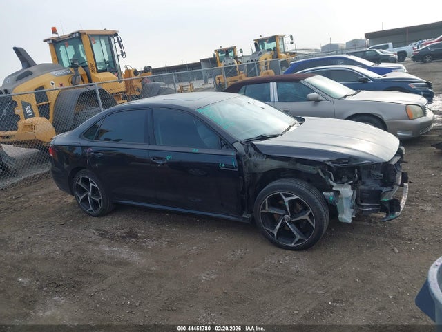 44451780 :رقم المزاد ، 1VWMA7A38LC025910 vin ، 2020 Volkswagen Passat 2.0t R-line مزاد بيع