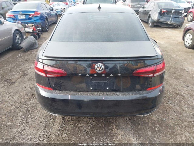 44451780 :رقم المزاد ، 1VWMA7A38LC025910 vin ، 2020 Volkswagen Passat 2.0t R-line مزاد بيع