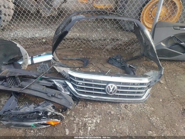 44451780 :رقم المزاد ، 1VWMA7A38LC025910 vin ، 2020 Volkswagen Passat 2.0t R-line مزاد بيع