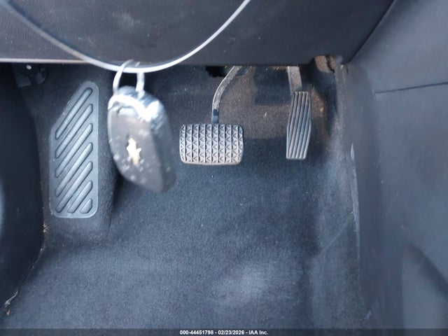 44451798 :رقم المزاد ، KL7CJPSB8KB830635 vin ، 2019 Chevrolet Trax Lt مزاد بيع