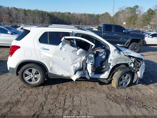 44451798 :رقم المزاد ، KL7CJPSB8KB830635 vin ، 2019 Chevrolet Trax Lt مزاد بيع