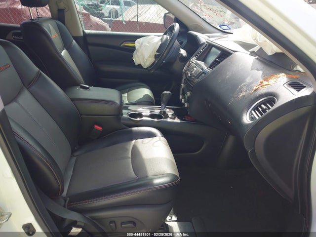 Продаж на аукціоні авто 2020 Nissan Pathfinder Sl 2wd, vin: 5N1DR2CN4LC650006, номер лоту: 44451801