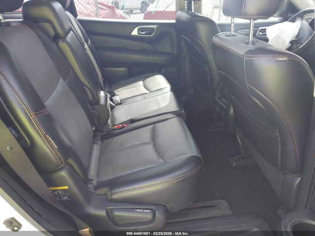 Продаж на аукціоні авто 2020 Nissan Pathfinder Sl 2wd, vin: 5N1DR2CN4LC650006, номер лоту: 44451801