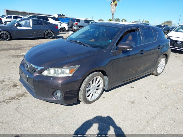 44451813 :رقم المزاد ، JTHKD5BH6B2033510 vin ، 2011 Lexus Ct 200h Premium مزاد بيع