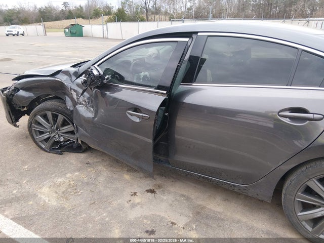44451818 :رقم المزاد ، JM1GL1VM8J1326969 vin ، 2018 Mazda Mazda6 Touring مزاد بيع