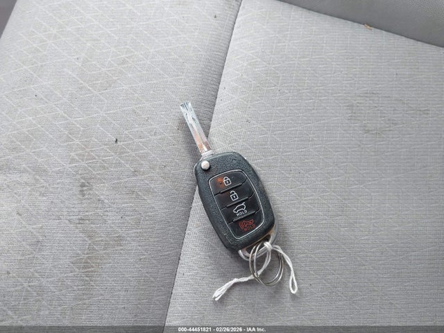 KM8J3CA42JU746762 Hyundai TUCSON SEL