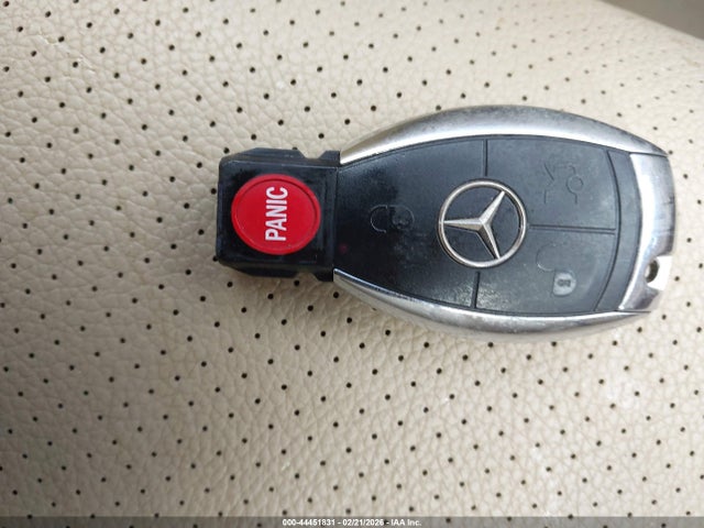 Продажа на аукционе авто 2008 Mercedes-benz C 300 Luxury 4matic/sport 4matic, vin: WDDGF81X68F118852, номер лота: 44451831
