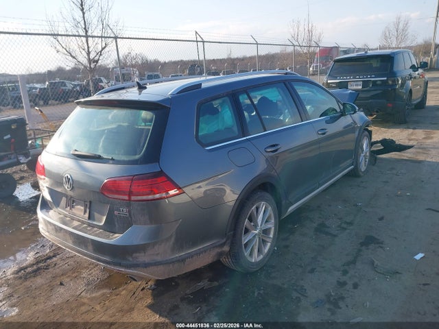 2018 VOLKSWAGEN GOLF ALLTRACK 3VWH17AU5JM764366 Photo 3