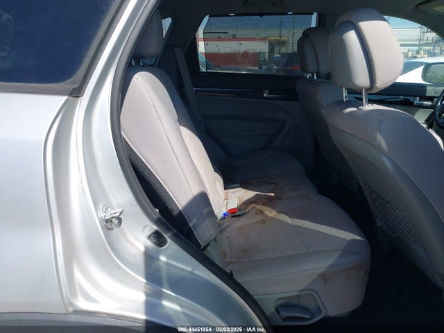 KIA SORENTO LX 2014 5XYKT3A66EG450841 Image 8