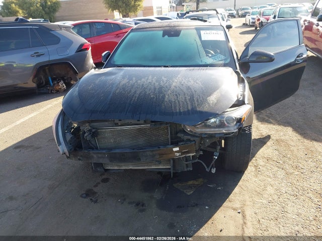 KMHTG6AF0KU014230 Hyundai Veloster 2.0 Premium