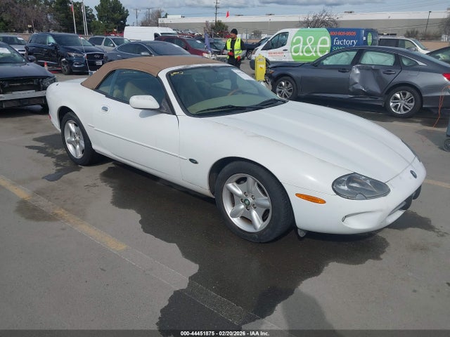 1997 JAGUAR XK8 SAJGX2745VC014787