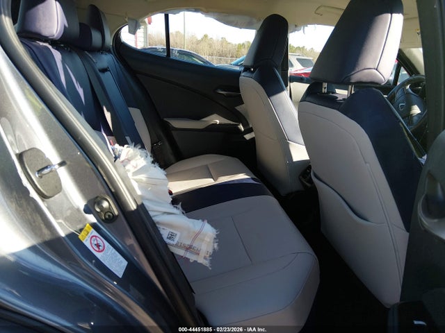 Продажа на аукционе авто 2019 Lexus Ux 200, vin: JTHY3JBH7K2013501, номер лота: 44451885