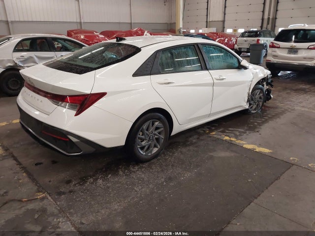 44451886 :رقم المزاد ، KMHLM4DG3RU840730 vin ، 2024 Hyundai Elantra Sel مزاد بيع