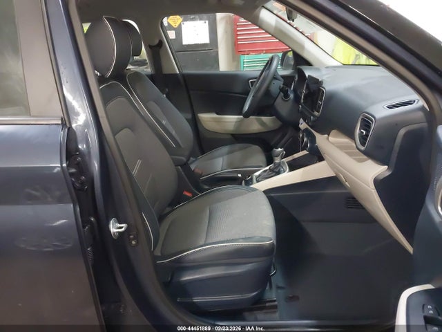 Продажа на аукционе авто 2025 Hyundai Venue Limited, vin: KMHRC8A38SU394036, номер лота: 44451889