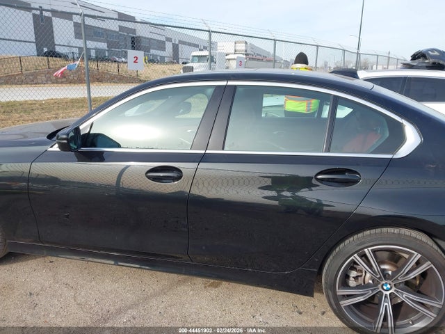 3MW5R1J06N8C42429 BMW 330I