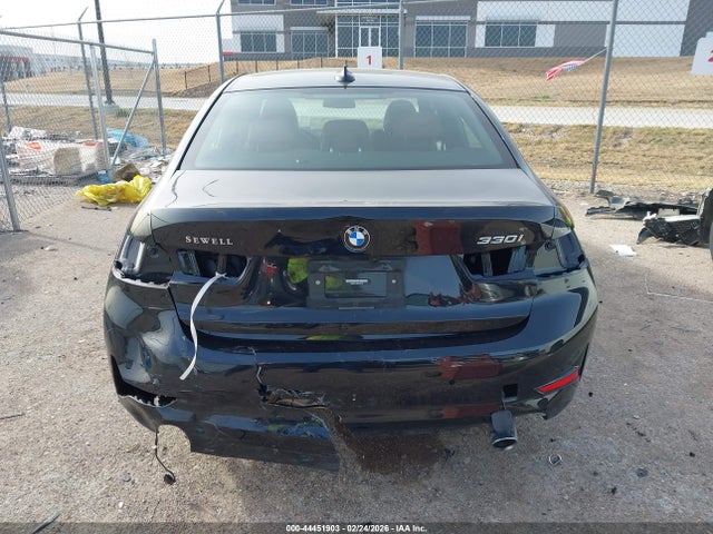 3MW5R1J06N8C42429 BMW 330I