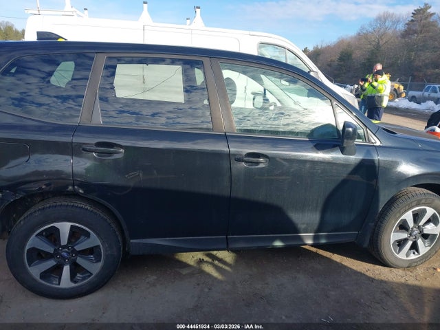 2017 Subaru Forester 2.5i Premium მანქანა იყიდება აუქციონზე, vin: JF2SJAEC7HH528681, აუქციონის ნომერი: 44451934