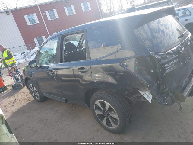 2017 Subaru Forester 2.5i Premium მანქანა იყიდება აუქციონზე, vin: JF2SJAEC7HH528681, აუქციონის ნომერი: 44451934