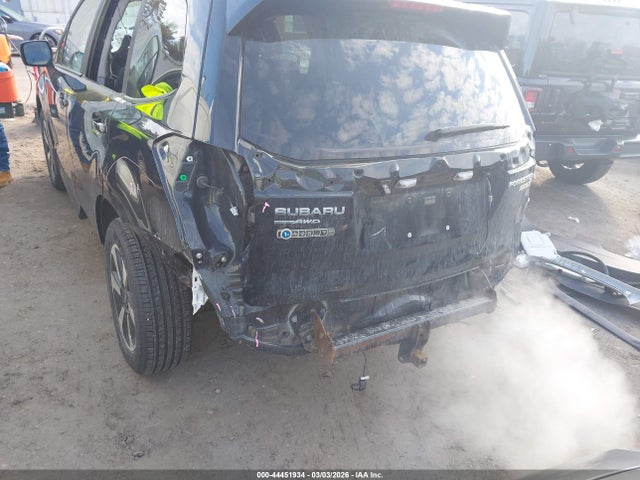 2017 Subaru Forester 2.5i Premium მანქანა იყიდება აუქციონზე, vin: JF2SJAEC7HH528681, აუქციონის ნომერი: 44451934