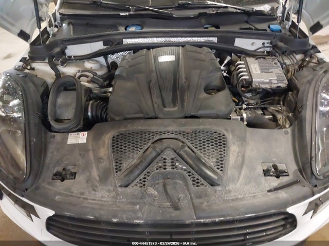 2019 PORSCHE MACAN WP1AB2A55KLB33860 Photo 9