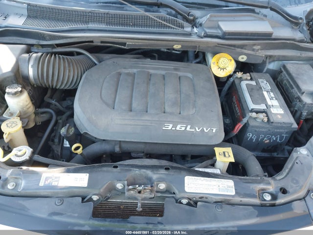 44451981 :رقم المزاد ، 2C4RC1BG7ER159917 vin ، 2014 Chrysler Town & Country Touring مزاد بيع