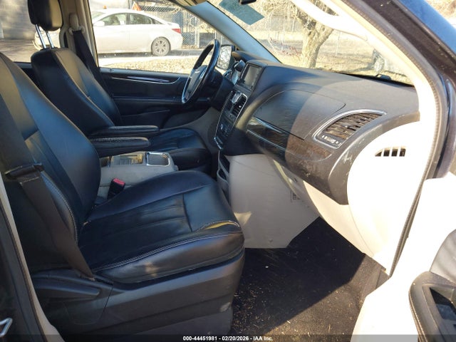 44451981 :رقم المزاد ، 2C4RC1BG7ER159917 vin ، 2014 Chrysler Town & Country Touring مزاد بيع