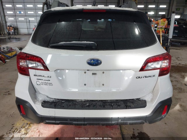 Subaru Outback 2.5i Limited 2018 4S4BSANC6J3276545 Image 17