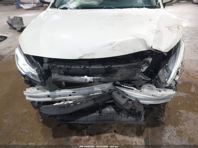 Subaru Outback 2.5i Limited 2018 4S4BSANC6J3276545 Image 6