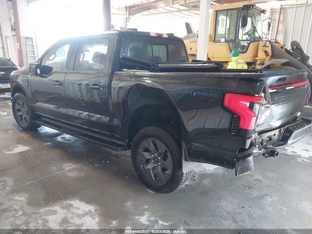 2024 FORD F-150 LIGHTNING 1FT6W5L70RWG31582 Photo 2