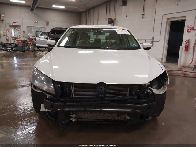 Aukcja sprzedaży 2015 Volkswagen Passat 1.8t Wolfsburg Edition, vin: 1VWAT7A38FC046841, numer aukcji: 44452076