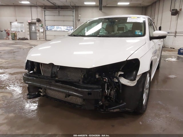 Aukcja sprzedaży 2015 Volkswagen Passat 1.8t Wolfsburg Edition, vin: 1VWAT7A38FC046841, numer aukcji: 44452076