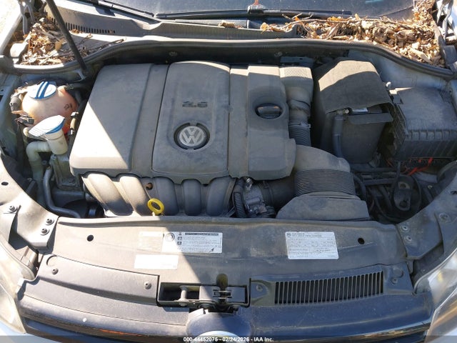 Aukcja sprzedaży 2014 Volkswagen Golf 2.5l, vin: WVWDB7AJ6EW005672, numer aukcji: 44452075
