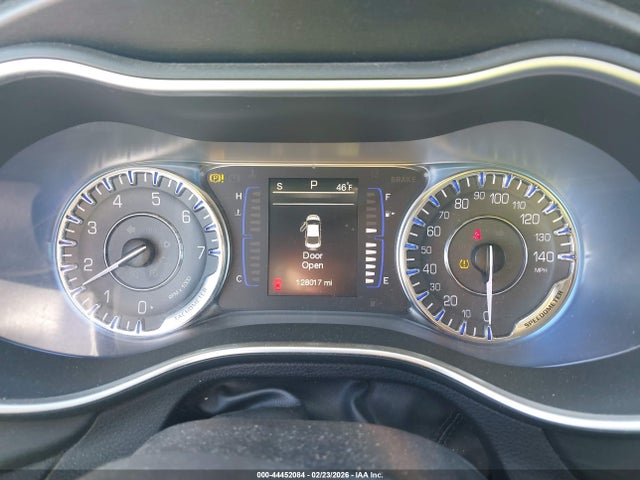 Aukcja sprzedaży 2015 Chrysler 200 Limited, vin: 1C3CCCAB3FN616474, numer aukcji: 44452084