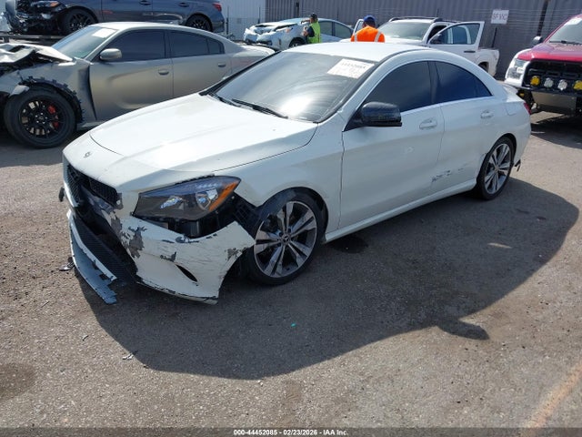2018 Mercedes-benz Cla 250 მანქანა იყიდება აუქციონზე, vin: WDDSJ4EB0JN590833, აუქციონის ნომერი: 44452085