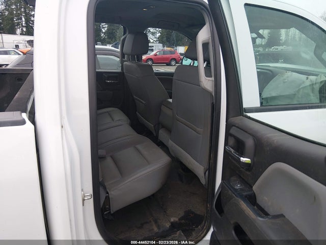 1GCRCNEH6JZ330510 Chevrolet Silverado 1500 Wt