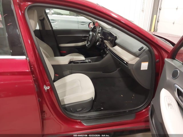 44452106 :رقم المزاد ، KMHL34JJ3SA105045 vin ، 2025 Hyundai Sonata Hybrid Sel مزاد بيع